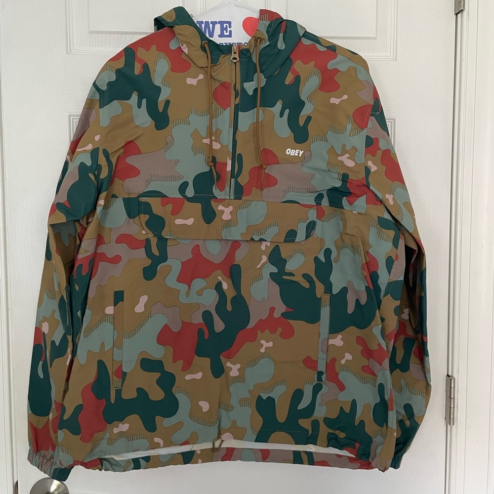 NWOT Obey Camo Print Half Zip Pullover